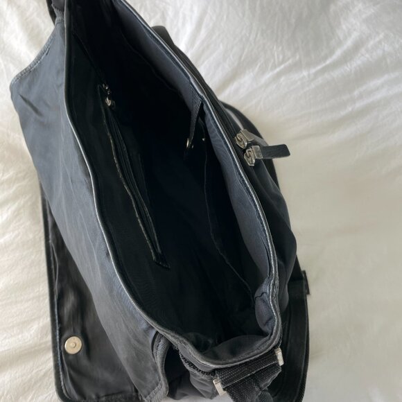 MESSENGER BAG - Picture 4 of 5